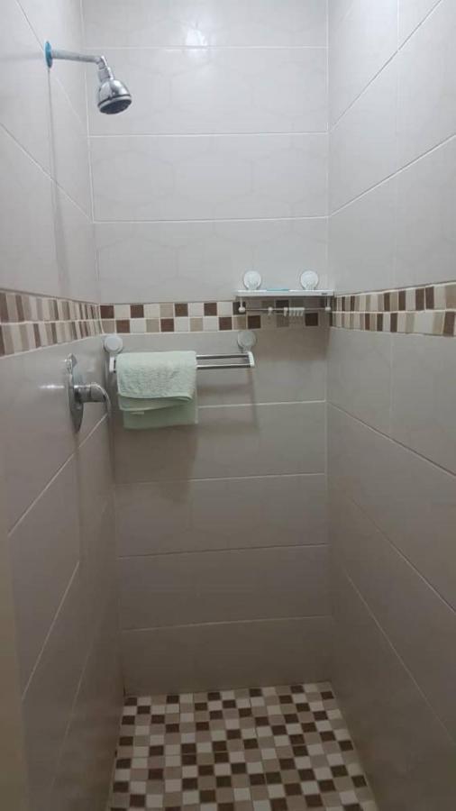 Carlcyn Homestay Gaborone Ngoại thất bức ảnh